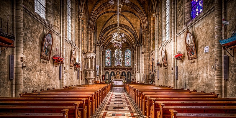 Los 5 Mandamientos de la Iglesia